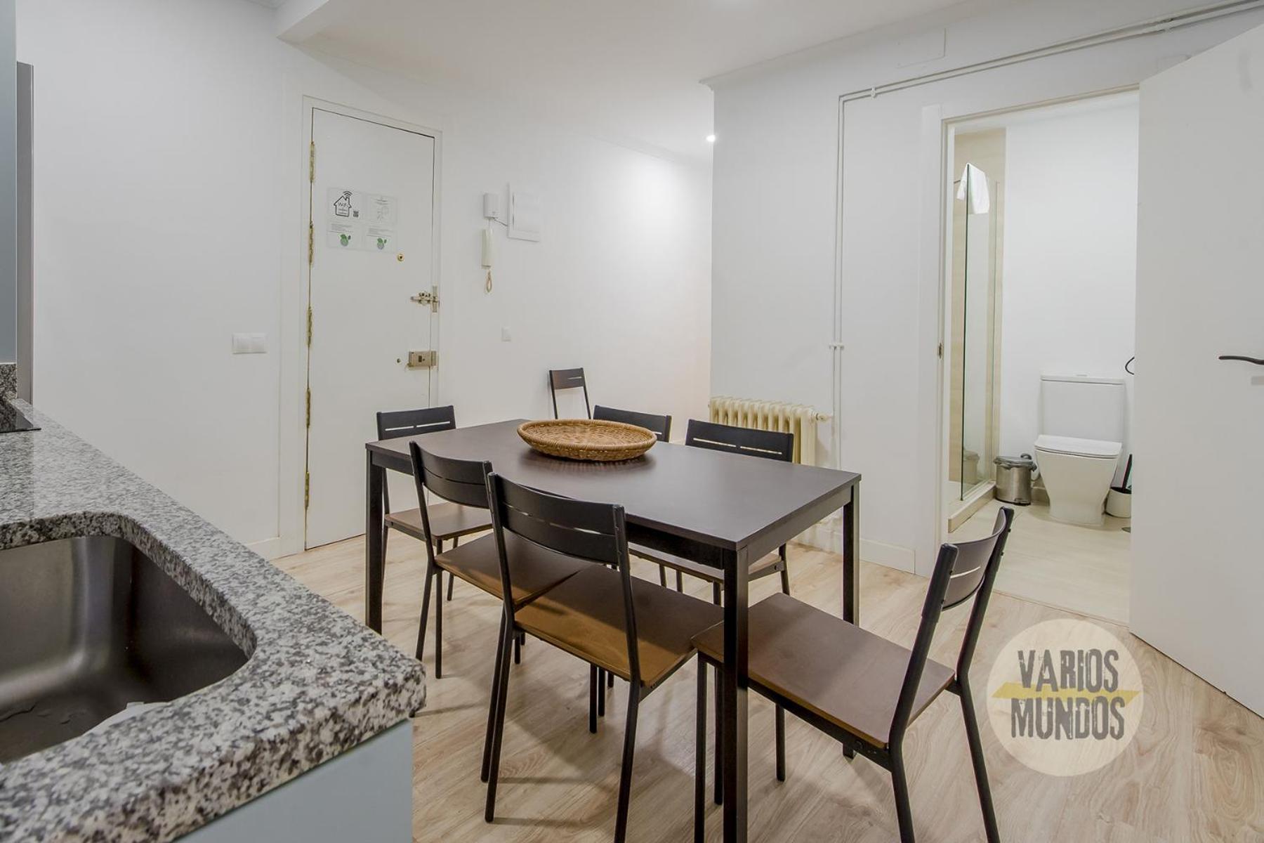 Nuevo Apt De 9Pax En La Cava Alta Centro De Madrid E1 Luaran gambar